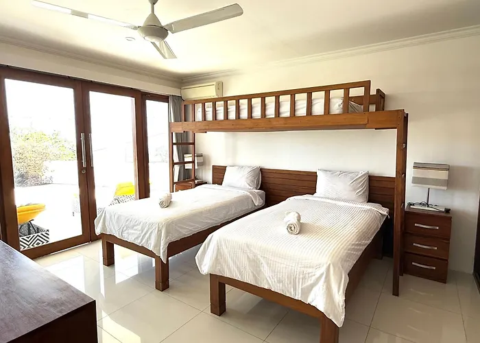 Villa Putih Lovina
